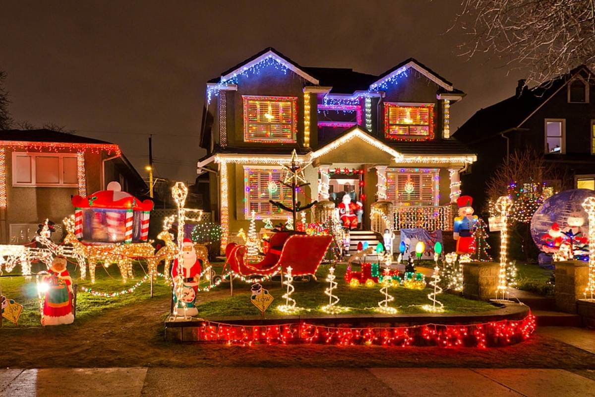 Outdoor Christmas Décor