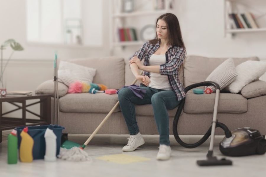 woman trying to manage bed bug infestation